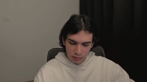 thiaan__ online show from February 4, 1:13 am