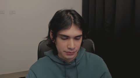 thiaan__ online show from March 1, 1:32 am