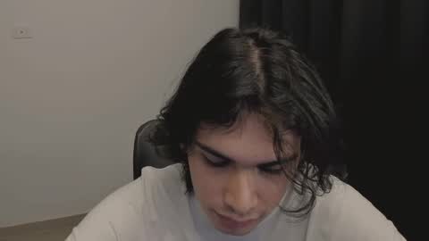 thiaan__ online show from March 6, 1:48 am