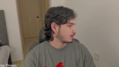 thiaan__ online show from September 22, 2:57 am