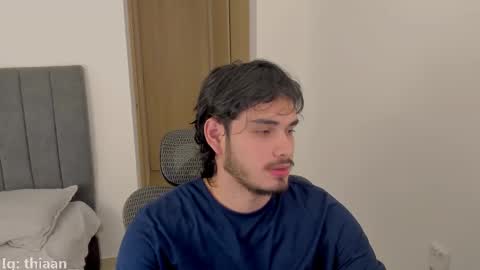 thiaan__ online show from September 28, 4:07 am