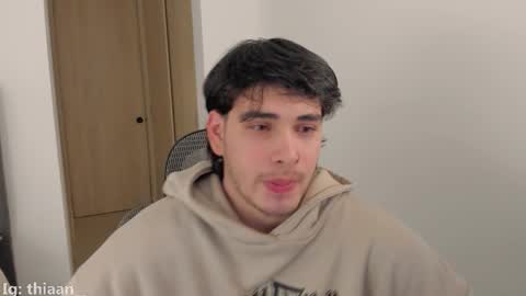 thiaan__ online show from December 4, 1:26 am