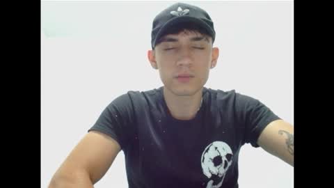 Snapshot of thiago_deseo69 chatting on September 18, 10:45 pm thiago_deseo69 online show from September 18, 10:45 pm