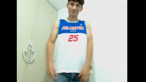 Snapshot of thiago_deseo69 chatting on October 2, 10:28 pm thiago_deseo69 online show from October 2, 10:28 pm