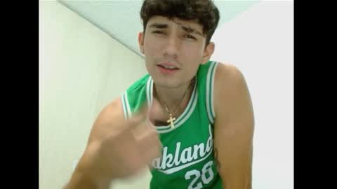 Snapshot of thiago_deseo69 chatting on October 12, 4:33 am thiago_deseo69 online show from October 12, 4:33 am