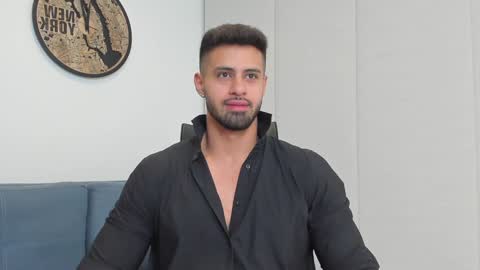 thiago_driussi online show from December 29, 4:59 am