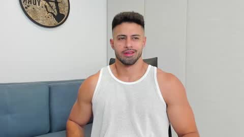 thiago_driussi online show from January 3, 12:43 am