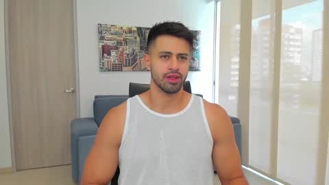 thiago_driussi online show from January 19, 1:44 pm