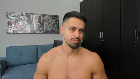 thiago_driussi online show from October 15, 12:49 pm