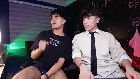 Snapshot of thiago_rockwell chatting on November 20, 1:50 am Thiago online show from November 20, 1:50 am