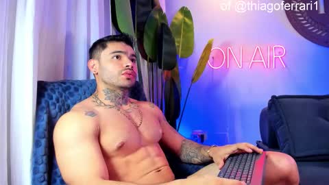 Snapshot of thiagoferrari1 chatting on September 18, 2:57 am thiago online show from September 18, 2:57 am