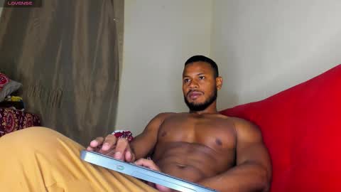 Thiago Instagram   online show from October 27, 11:52 pm