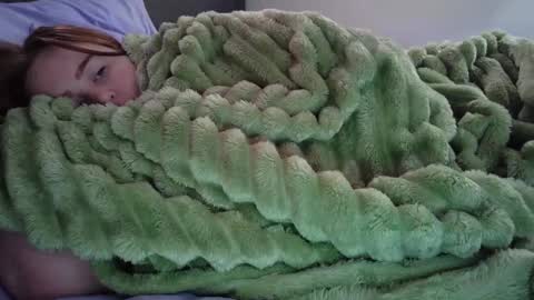 Jess online show from October 12, 1:21 pm