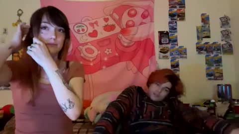 Snapshot of thick_as_fook chatting on December 15, 6:17 am thick_as_fook online show from December 15, 6:17 am