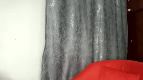 Call me Taliee online show from November 17, 6:35 pm