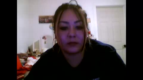 Snapshot of thickassazn93 chatting on December 16, 8:37 pm thickassazn93 online show from December 16, 8:37 pm