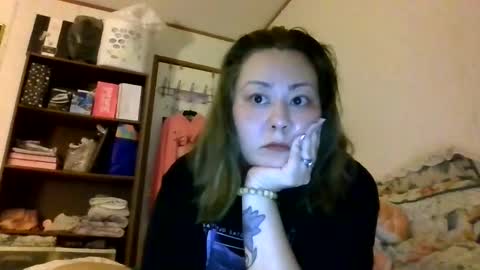 Snapshot of thickassazn93 chatting on November 10, 10:58 am thickassazn93 online show from November 10, 10:58 am