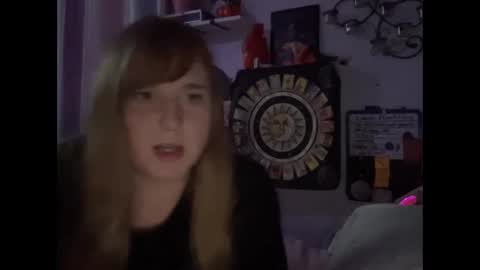 Ariel online show from February 3, 1:09 am