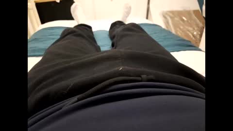 Snapshot of thicksingarters chatting on December 8, 8:04 pm thicksingarters online show from December 8, 8:04 pm