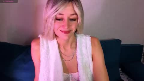 thief_of_hearts_ online show from September 21, 2:02 am