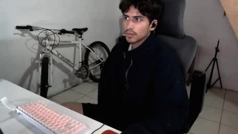 thieves_us online show from October 3, 3:20 pm