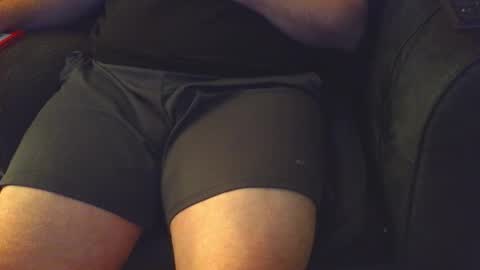 Demonhuntr online show from December 1, 5:40 pm