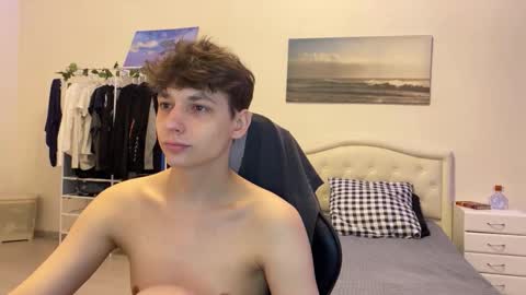 Thomas Hill online show from October 1, 6:47 pm