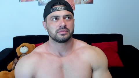 Thomas Brandon online show from February 9, 4:14 am