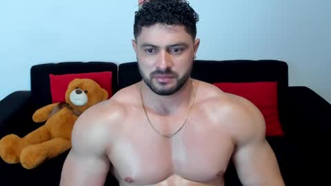 Thomas Brandon online show from February 24, 3:33 am