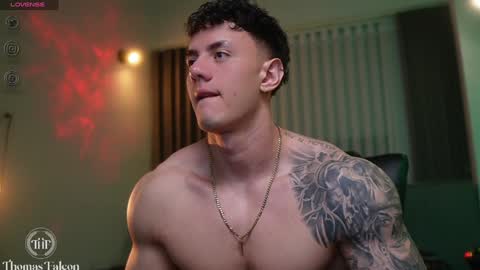 Thomas Falcon online show from December 5, 4:20 am