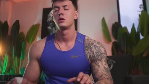 Thomas Falcon online show from November 23, 10:20 pm