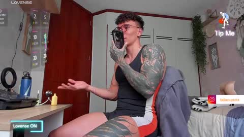 Thomas Grey online show from October 8, 7:22 pm