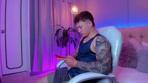 Thomas online show from September 25, 12:09 pm