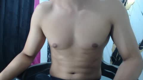 Thomas online show from November 8, 8:51 pm