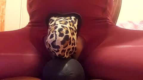 Thongsandstocking online show from October 31, 12:11 am