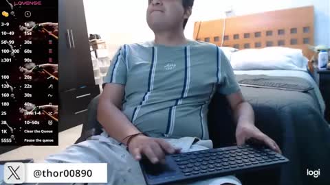 thor0200 online show from September 22, 3:08 am