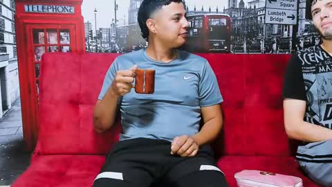 Snapshot of threesome_sexy chatting on February 14, 10:07 am BRITHANY BRYAN ALEX online show from February 14, 10:07 am