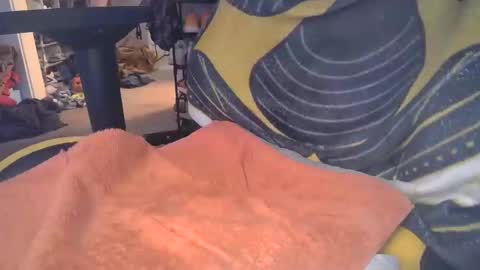 Snapshot of throatmybigcock95 chatting on December 14, 1:50 am throatmybigcock95 online show from December 14, 1:50 am