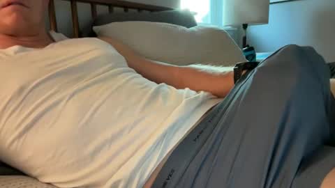 Throbbinhood online show from October 25, 3:18 pm