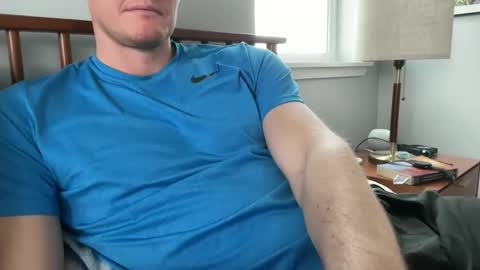 Throbbinhood online show from November 28, 8:33 pm