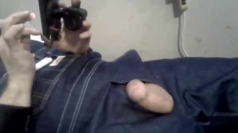 thunder8u42 online show from October 18, 8:59 am