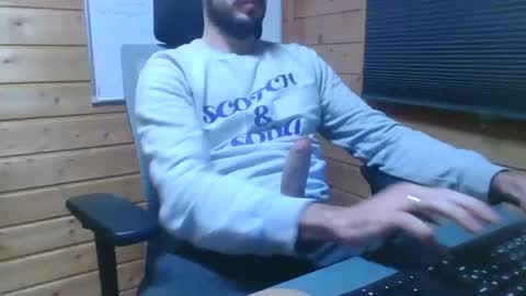 toobigcockforonegirl online show from January 3, 10:52 am