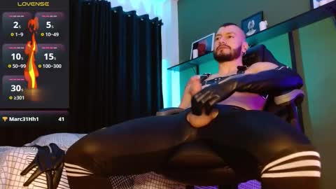   online show from November 25, 9:59 pm