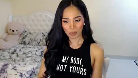 Snapshot of tiara_gurl16 chatting on October 16, 1:56 pm tiara online show from October 16, 1:56 pm