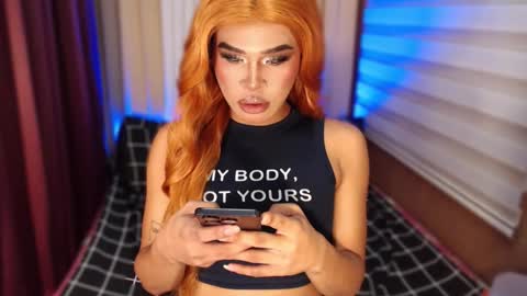 Snapshot of tiara_perezx chatting on November 28, 8:06 am Sam online show from November 28, 8:06 am