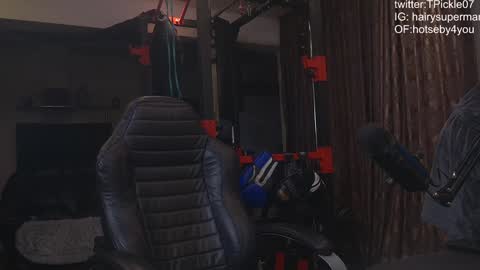 Snapshot of tickle_my_pickle07 chatting on February 3, 5:40 am tickle_my_pickle07 online show from February 3, 5:40 am