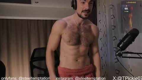 Snapshot of tickle_my_pickle07 chatting on November 20, 2:39 pm tickle_my_pickle07 online show from November 20, 2:39 pm