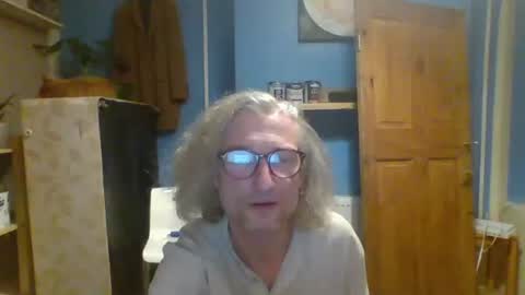 Snapshot of tiddles12345 chatting on October 27, 2:37 am tiddles12345 online show from October 27, 2:37 am