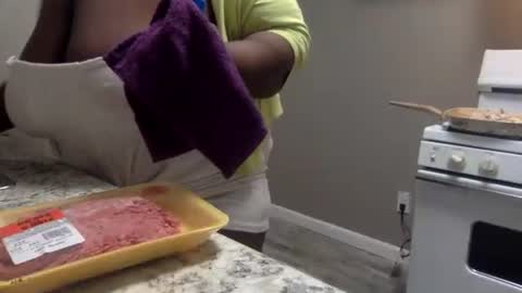 Tierra Henri online show from January 24, 9:05 pm