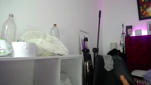 Tifanny Nails  online show from September 9, 12:05 pm